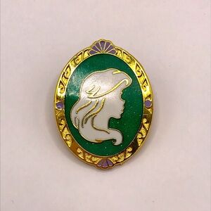 Disney The Little Mermaid Ariel Elegant Gold and Green Cameo Pin
